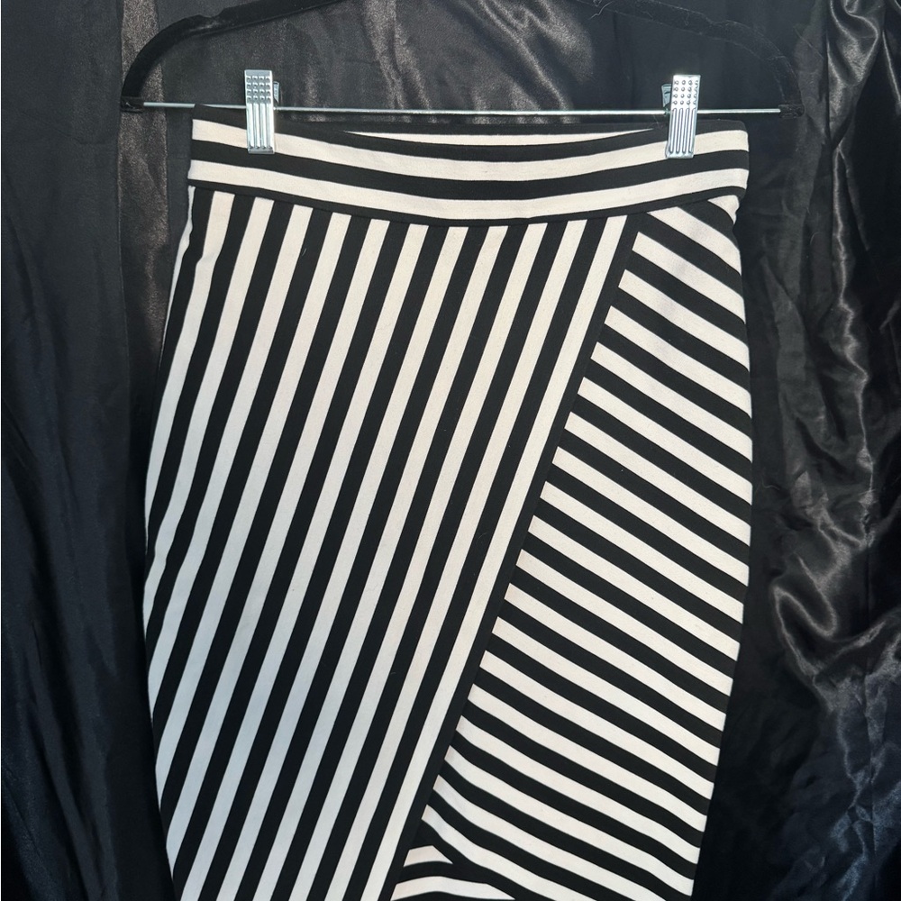 Express Asymmetrical Black and White Pencil Skirt - Picture 1 of 3